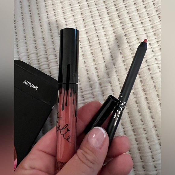 NEW Matte Lip Kit Kylie Cosmetics Liquid Lipstick & Lip Liner color Autumn - Picture 3 of 8